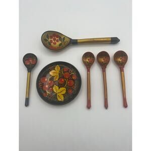 Russian Khokhlma Folk Art Collection Handmade‎ Wooden Spoons And Plate Floral